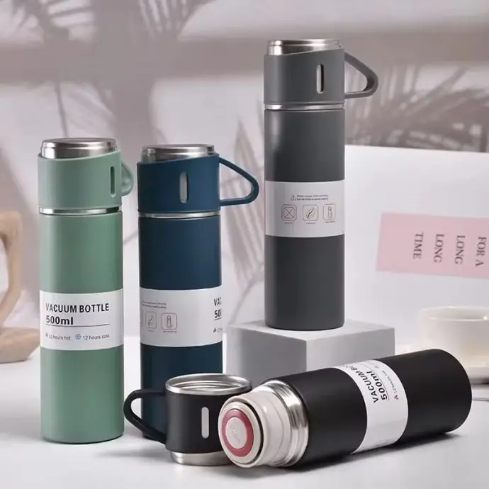 زجاجة معزولة thermos